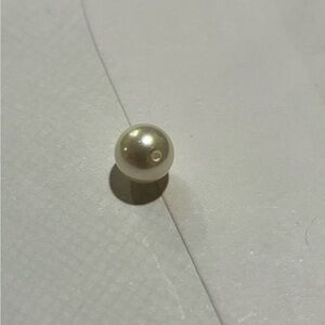 Elegant Pearl Earring
